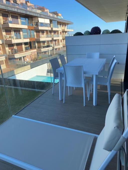 Precioso Apartamento Con Terraza Y Piscina En Portonovo-Sanxenxo Exterior photo