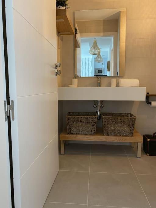 Precioso Apartamento Con Terraza Y Piscina En Portonovo-Sanxenxo Exterior photo